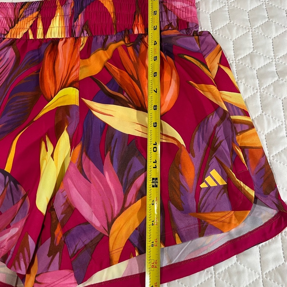 Adidas x Farm Rio Tropical Club Print Running Shorts NWT Women’s Medium - Picture 11 of 14